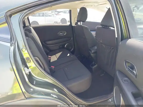 3CZRU5G53GM733333 2016 HONDA HR-V - Image 8