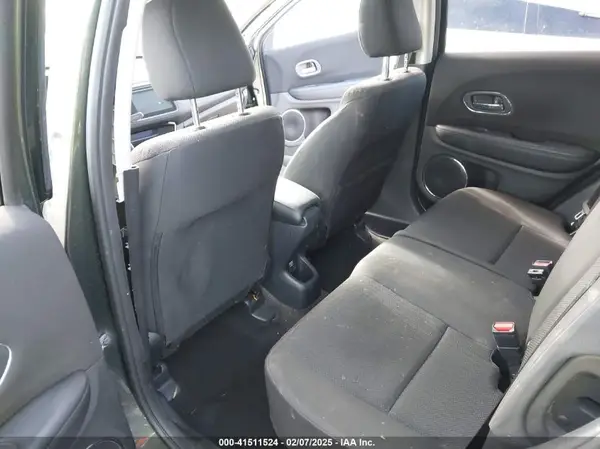 3CZRU5G57HM725785 2017 HONDA HR-V - Image 8