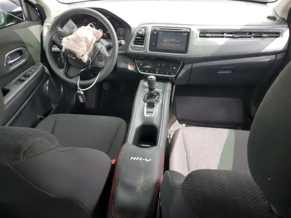 3CZRU5G58HM717274 2017 HONDA HR-V - Image 8