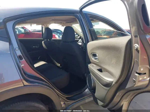 3CZRU5G59GM733305 2016 HONDA HR-V - Image 8