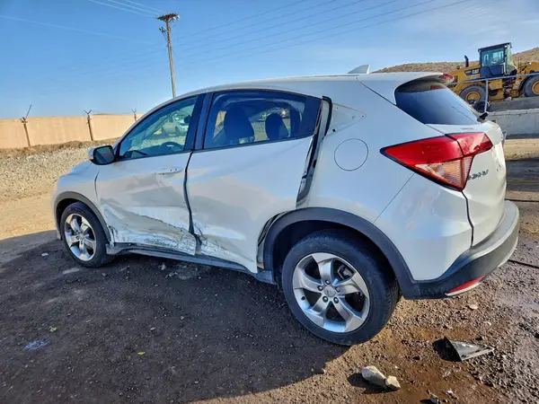 3CZRU5G59HM726453 2017 HONDA HR-V - Image 2