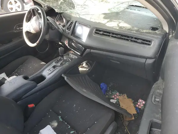 3CZRU5G59HM727814 2017 HONDA HR-V - Image 8