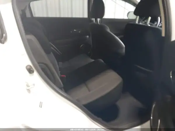 3CZRU5G5XGM729022 2016 HONDA HR-V - Image 8