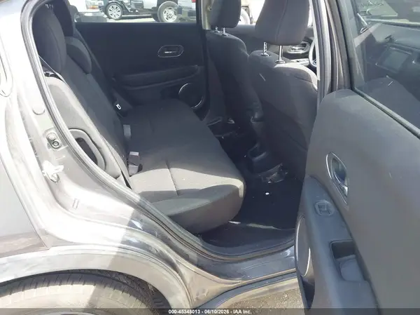 3CZRU5G5XHM727790 2017 HONDA HR-V - Image 8