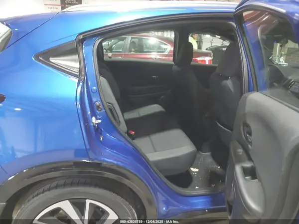 3CZRU5H10KG704651 2019 HONDA HR-V - Image 8