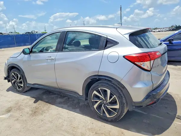 3CZRU5H10KM705185 2019 HONDA HR-V - Image 2