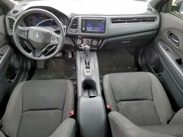3CZRU5H10KM708068 2019 HONDA HR-V - Image 8