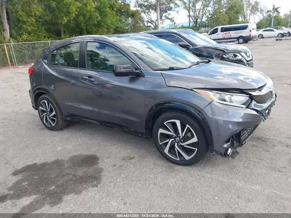3CZRU5H10KM722262 2019 HONDA HR-V - Image 1