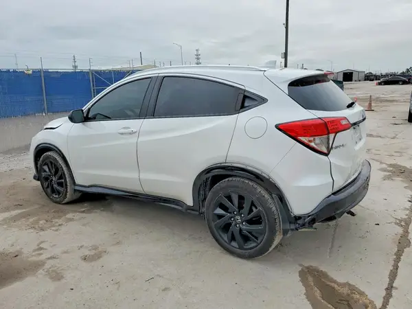 3CZRU5H10NM725635 2022 HONDA HR-V - Image 2