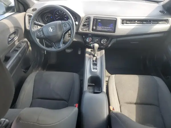 3CZRU5H11KG703671 2019 HONDA HR-V - Image 8