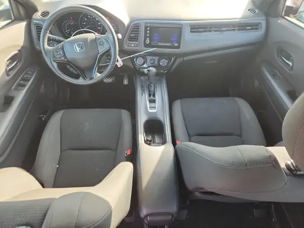 3CZRU5H11KG704626 2019 HONDA HR-V - Image 8