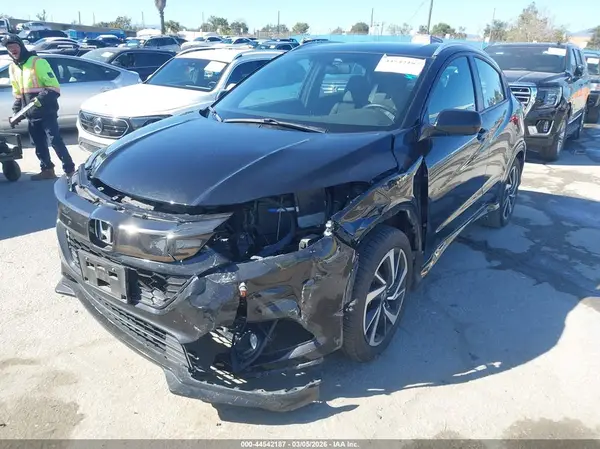 3CZRU5H11KG711026 2019 HONDA HR-V - Image 2