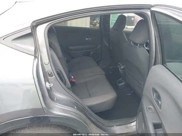 3CZRU5H11KM720620 2019 HONDA HR-V - Image 8