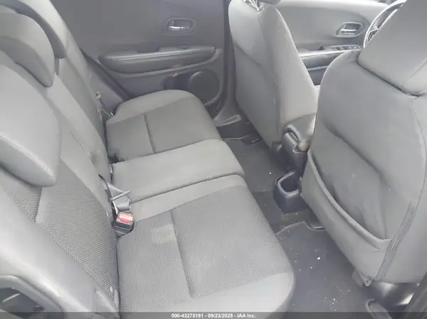 3CZRU5H11KM729883 2019 HONDA HR-V - Image 8