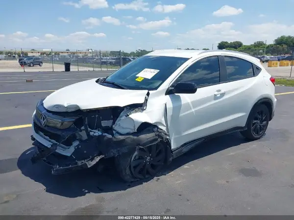 3CZRU5H11MM717252 2021 HONDA HR-V - Image 2