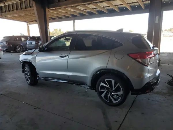 3CZRU5H12KG702433 2019 HONDA HR-V - Image 2
