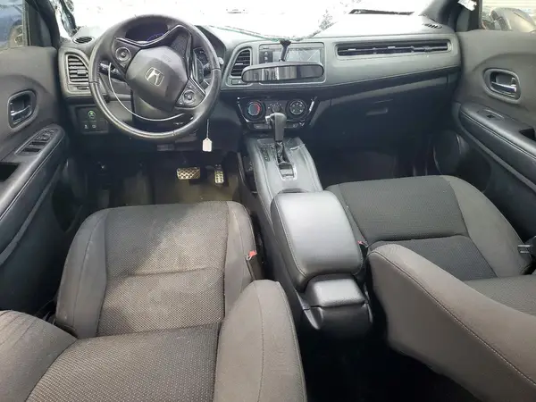 3CZRU5H12KG703422 2019 HONDA HR-V - Image 8