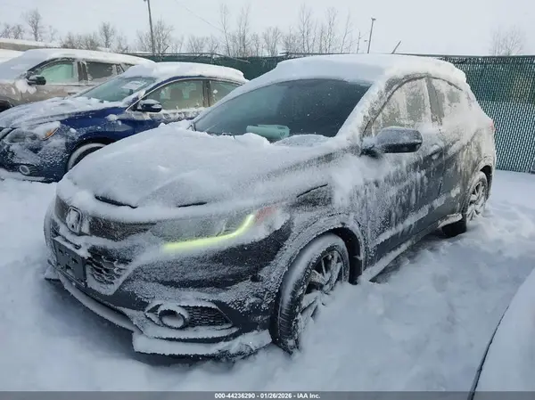 3CZRU5H12KG705638 2019 HONDA HR-V - Image 2