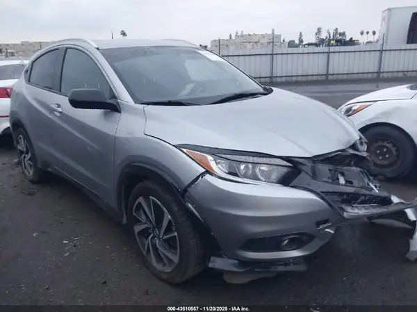 3CZRU5H12KG711682 2019 HONDA HR-V - Image 1