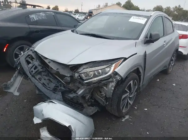 3CZRU5H12KG711682 2019 HONDA HR-V - Image 2
