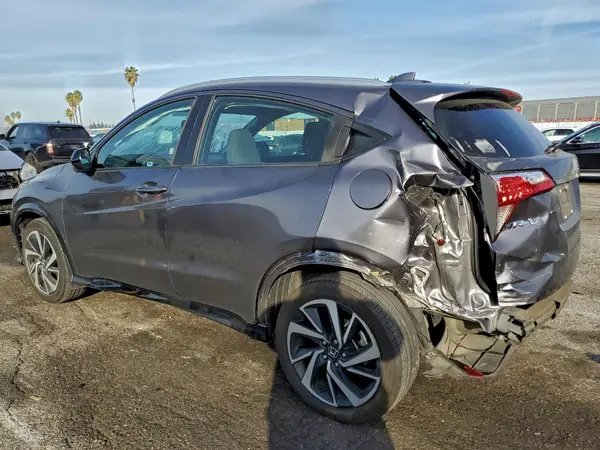 3CZRU5H12KM705902 2019 HONDA HR-V - Image 2