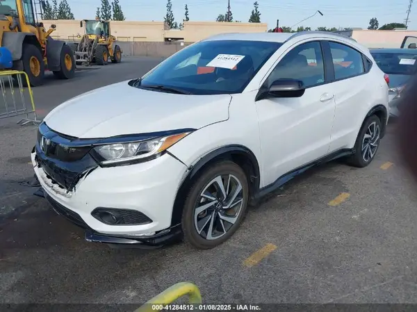 3CZRU5H12KM730251 2019 HONDA HR-V - Image 2
