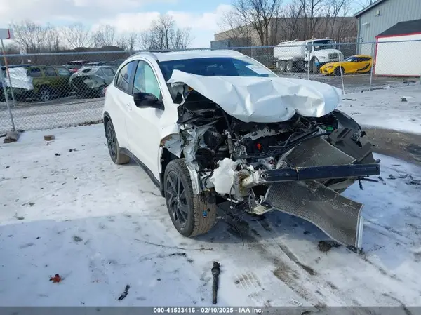 3CZRU5H12MM713162 2021 HONDA HR-V - Image 1