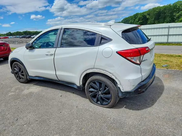 3CZRU5H12MM715882 2021 HONDA HR-V - Image 2
