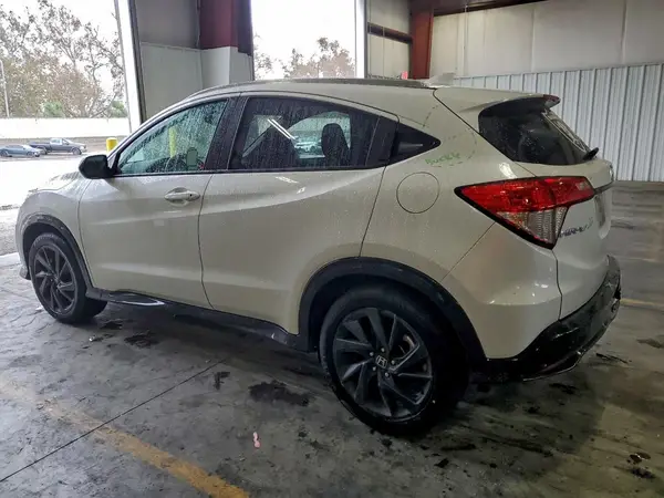 3CZRU5H12MM730043 2021 HONDA HR-V - Image 2