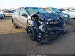 3CZRU5H12NM728021 2022 HONDA HR-V