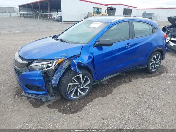 3CZRU5H13KG702182 2019 HONDA HR-V - Image 2