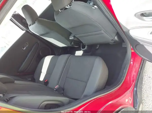 3CZRU5H13KG703235 2019 HONDA HR-V - Image 8