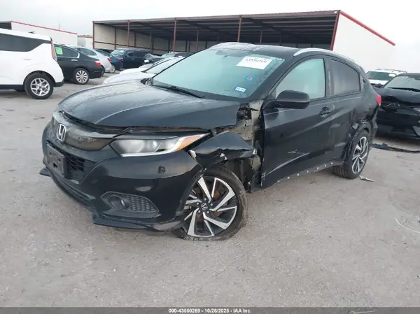 3CZRU5H13KG714543 2019 HONDA HR-V - Image 2