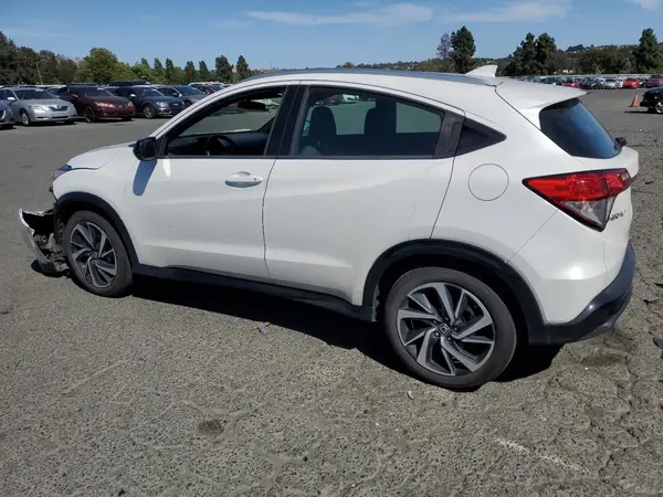 3CZRU5H13KM703785 2019 HONDA HR-V - Image 2