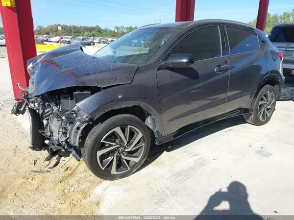 3CZRU5H13KM705908 2019 HONDA HR-V - Image 2