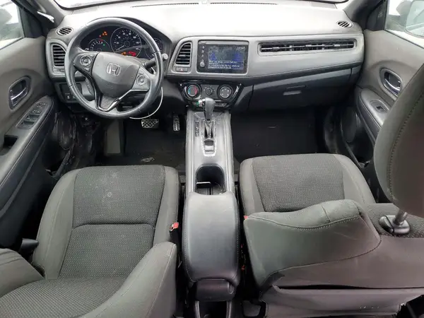 3CZRU5H13KM722305 2019 HONDA HR-V - Image 8