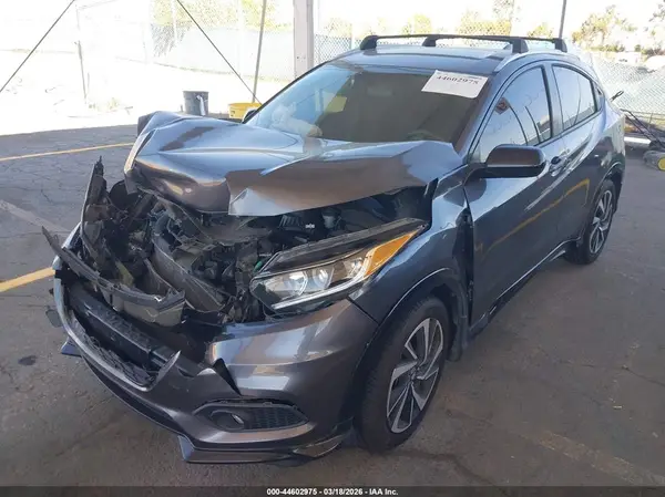 3CZRU5H13KM724085 2019 HONDA HR-V - Image 2