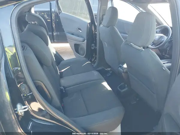 3CZRU5H13KM725348 2019 HONDA HR-V - Image 8