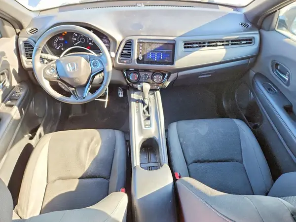 3CZRU5H13KM728301 2019 HONDA HR-V - Image 8
