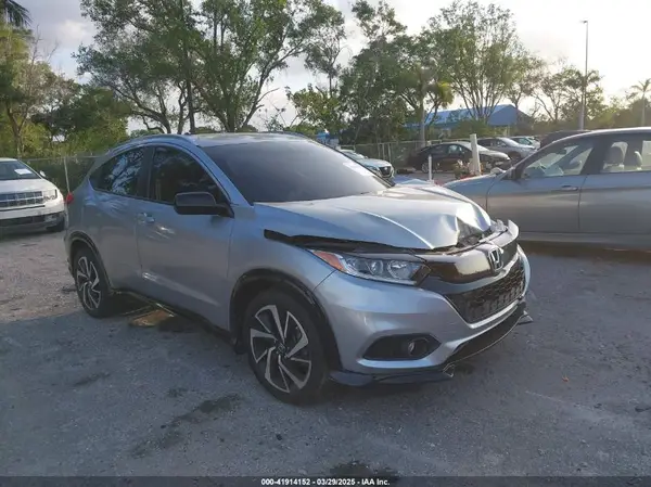 3CZRU5H13LM702377 2020 HONDA HR-V - Image 1