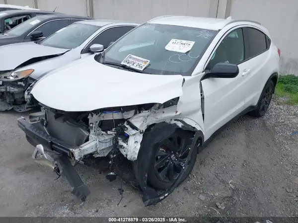 3CZRU5H13MM714417 2021 HONDA HR-V - Image 2