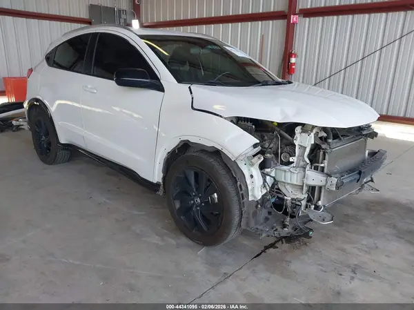 3CZRU5H13MM715759 2021 HONDA HR-V - Image 1