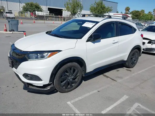 3CZRU5H13NM725645 2022 HONDA HR-V - Image 2