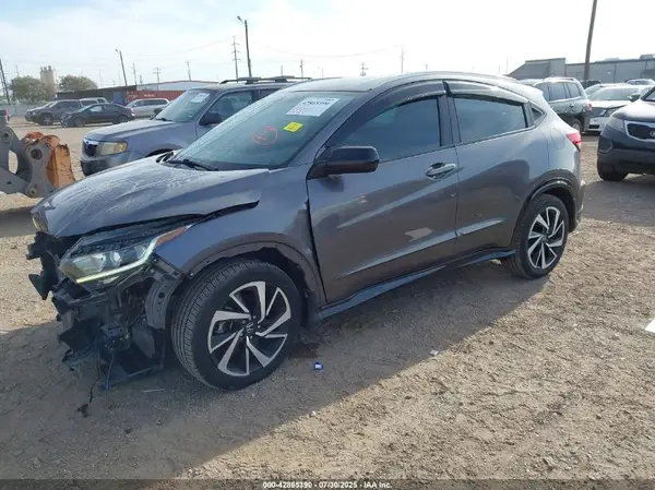 3CZRU5H14KG700313 2019 HONDA HR-V - Image 2