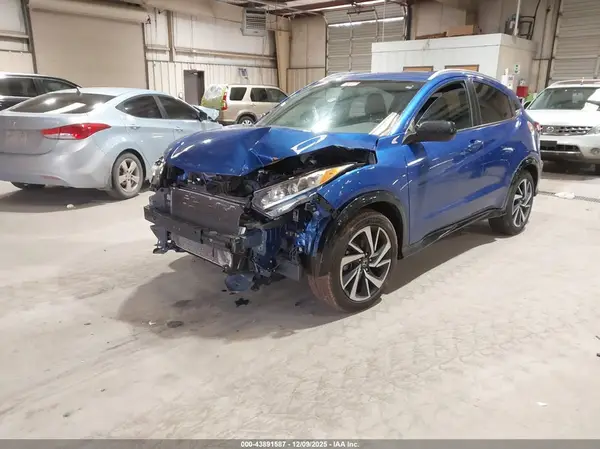 3CZRU5H14KG702014 2019 HONDA HR-V - Image 2