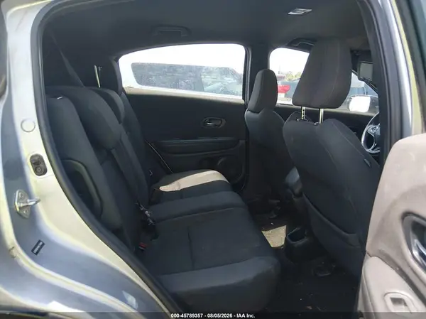 3CZRU5H14KG710369 2019 HONDA HR-V - Image 8