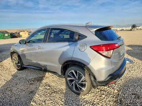 3CZRU5H14KG714647 2019 HONDA HR-V - Image 2