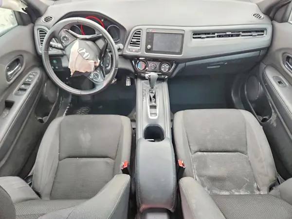 3CZRU5H14KG715720 2019 HONDA HR-V - Image 8