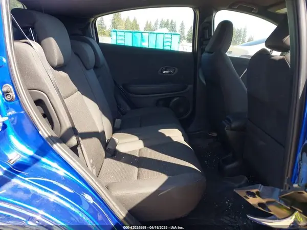 3CZRU5H14KG716026 2019 HONDA HR-V - Image 8