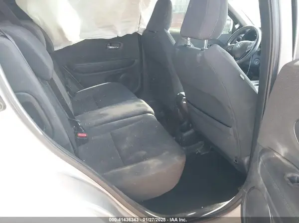 3CZRU5H14KM701270 2019 HONDA HR-V - Image 8